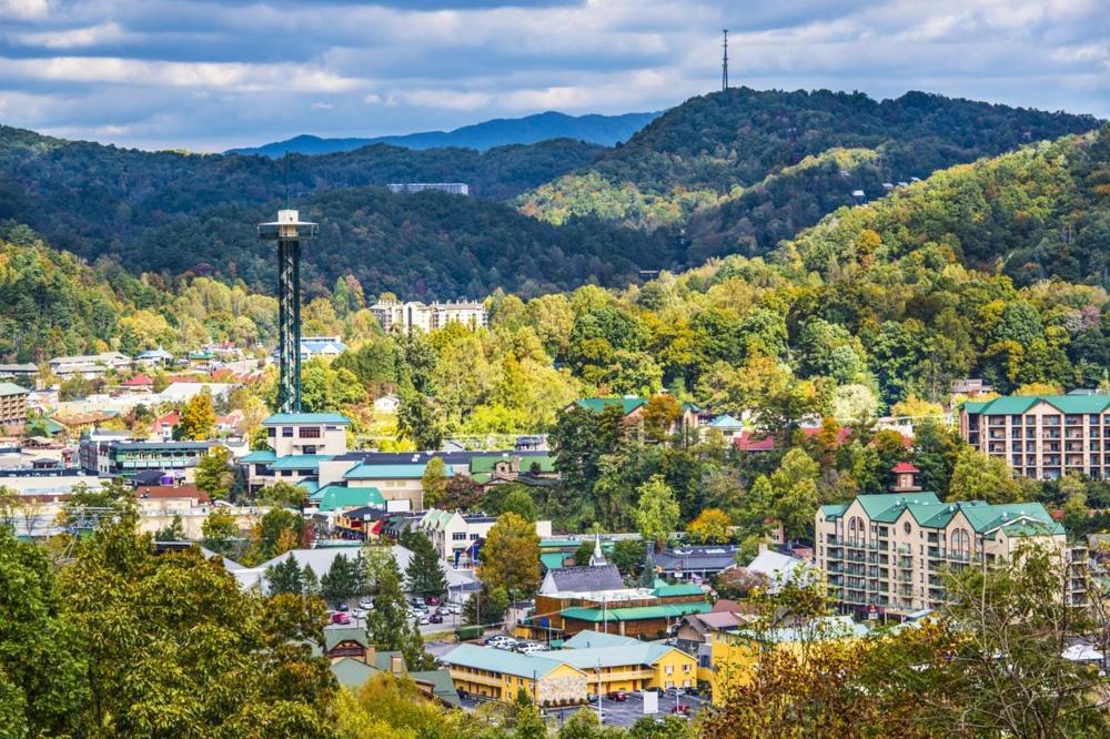 Great Expectations, 3 Bedrooms, Fireplace, Pool Table, Hot Tub, Sleeps 10 Gatlinburg Exteriör bild