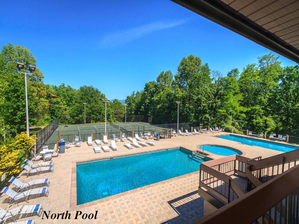 Great Expectations, 3 Bedrooms, Fireplace, Pool Table, Hot Tub, Sleeps 10 Gatlinburg Exteriör bild
